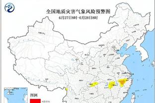 寄诚庸赴皇马学习交流，合影安切洛蒂、劳尔、莫德里奇等大牌